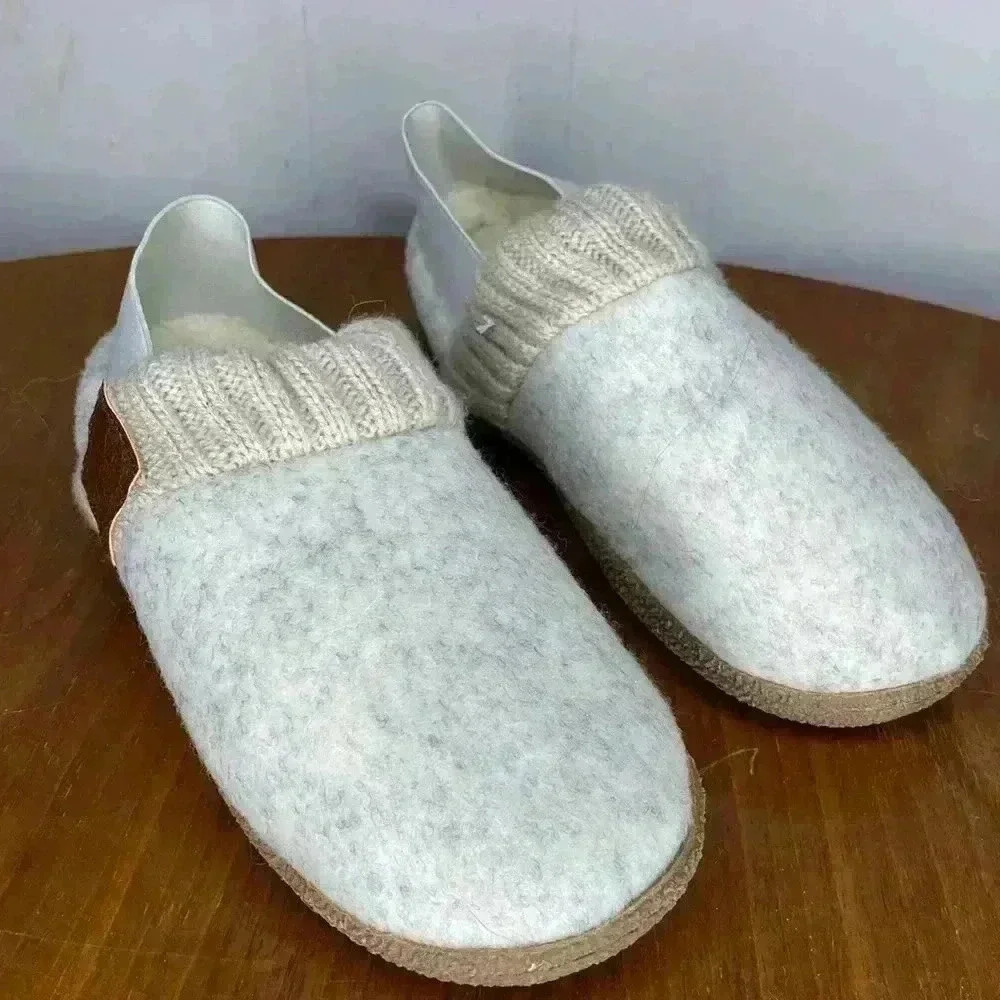 Muk Luks Slipper Shoes Size 5 6